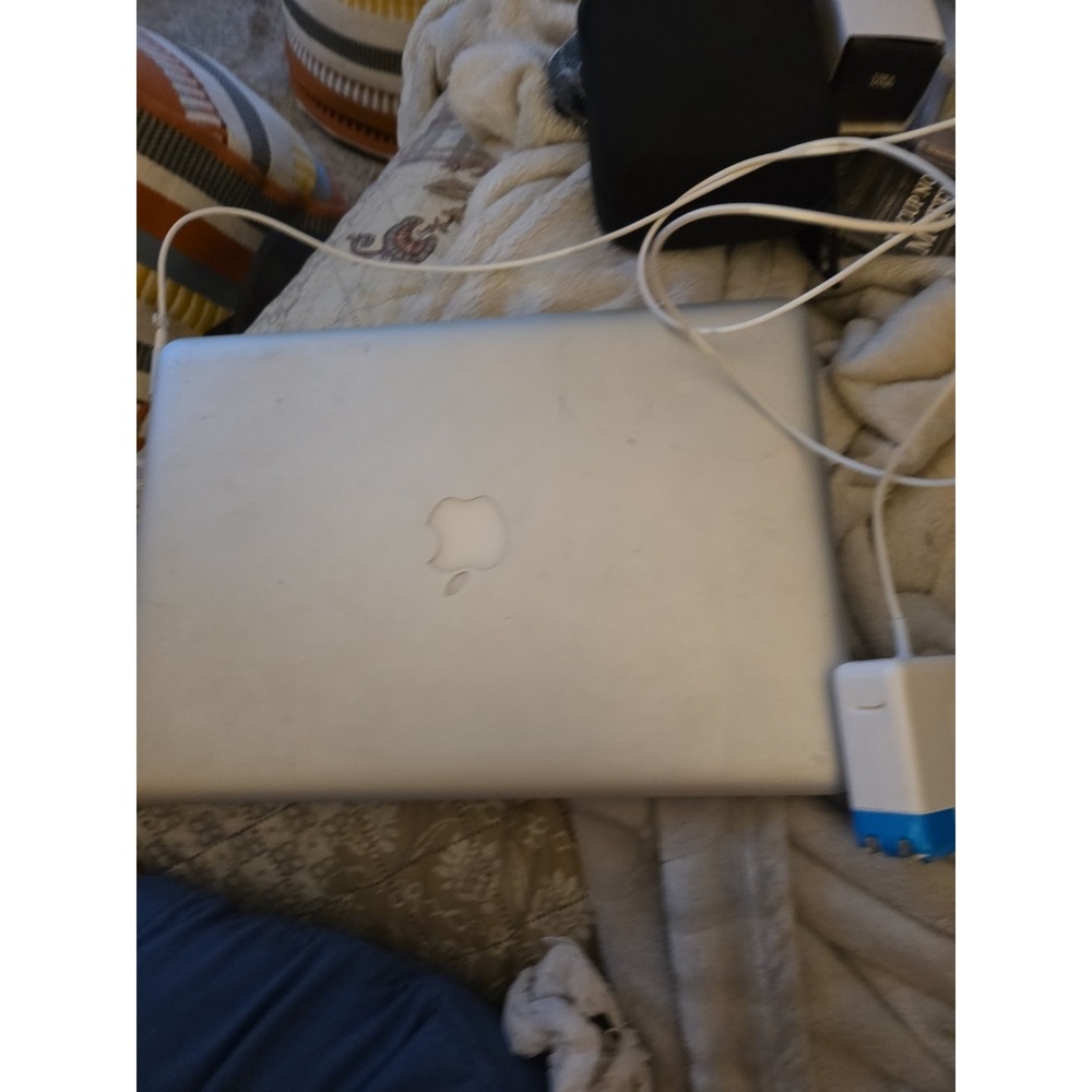 Apple MacBook 15" Chassis + Screen + Battery Parts Repair